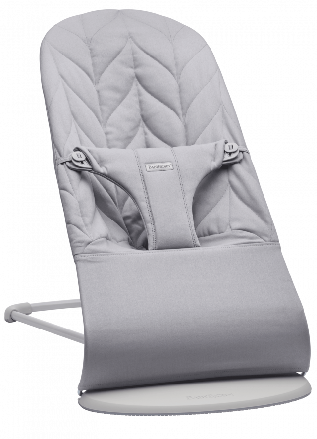 Babybjörn babysitter bliss vävd bladmönstrad quilt ljusgrå
