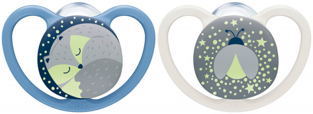 Nuk napp space night silikon 6-18mån blå 2-pack