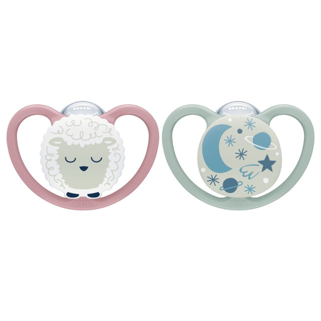 Nuk napp space night & day silikon 18-36mån lamm/måne 2-pack